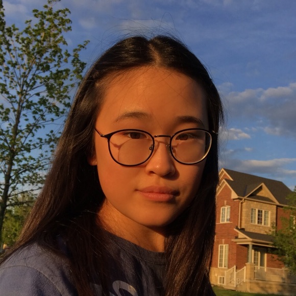 Meet your Posher, Mariane - Picture 1 of 1